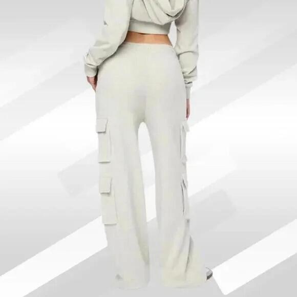 2/$50 WeWoreWhat Heather Grey Fleece Cargo Sweatpants Size XS | Cozy Style - Picture 2 of 8